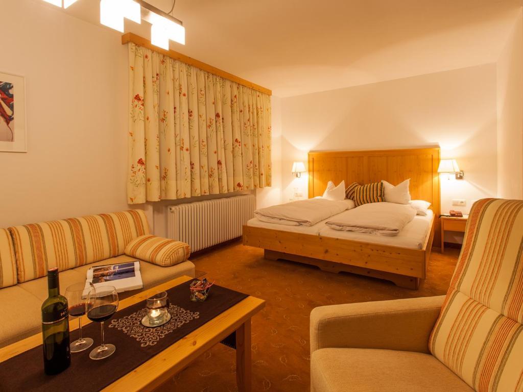 Pension Kilian Lech am Arlberg Rum bild